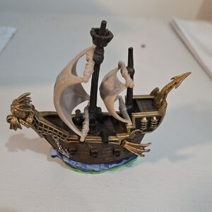 Activision Skylanders Spyro's Adventure Pirate Seas Pirate Ship Figure